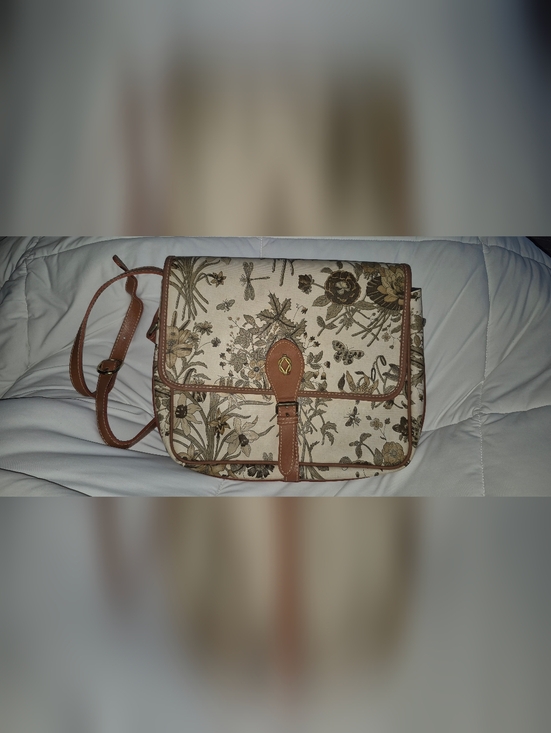 Gucci Handbags - Vintage Gucci Cream Canvas Floral Satchel with Brown Leather Trim